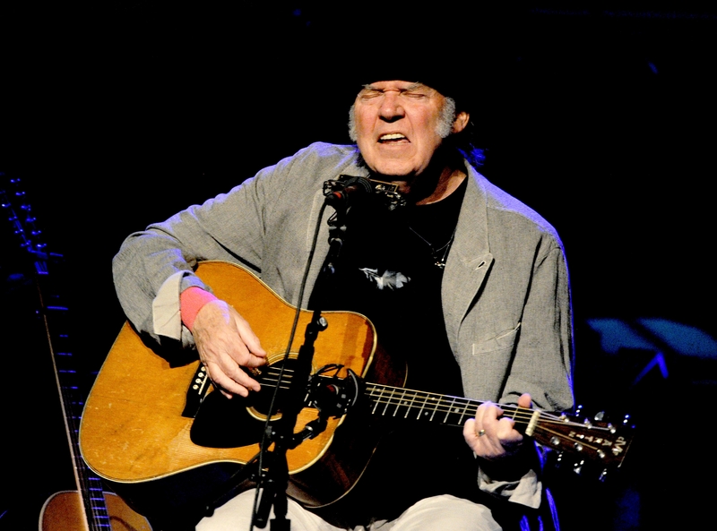 Neil Young: new album and going on tour with Willie Nelson's young lads