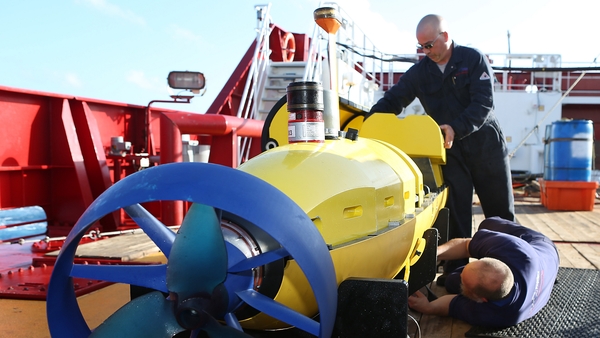Pre-deployment checks on the Phoenix Autonomous Underwater Vehicle Artemis