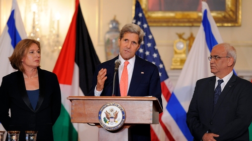 US Secretary of State John Kerry has denied calling Israel 'an apartheid state'