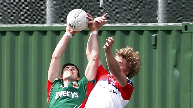 New York's Donal Vaughan with Ross Wherity of Mayo
