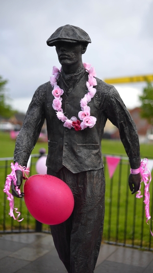 Pink was strewn around Belfast ahead of the start of the Giro