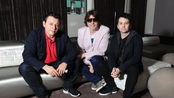 Manic Street Preachers - James Dean Bradfield is on the left