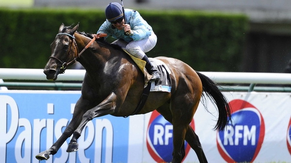Avenir Certain surged late on to take the Prix de Diane