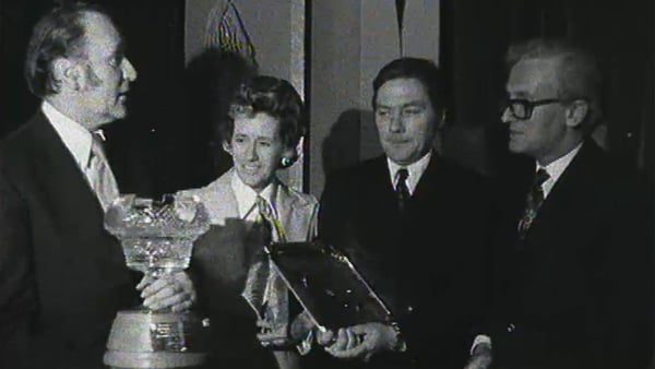 Charles Mitchel and Gay Byrne at the Deaf Association Awards (1973)