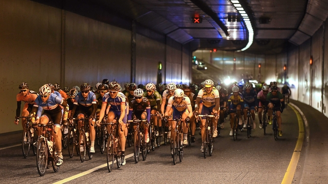 Stage 6: The peloton passes through the Jack Lynch Tunnel