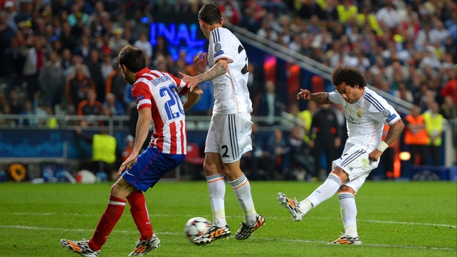 Marcelo hammers in a third goal for Real Madrid