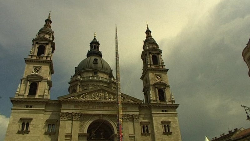 The aim was to break the previous US record of 34.43m