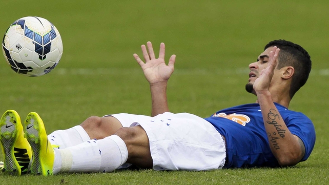 Egidio of Cruzeiro in action during a match against Flamengo on Sunday