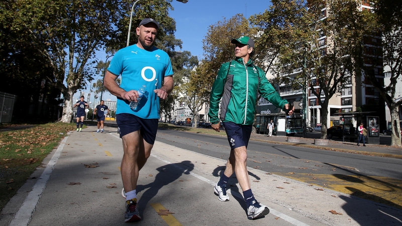 Les Kiss (r): 'We've still got to get out there and do the things that make us a team that we are proud of'