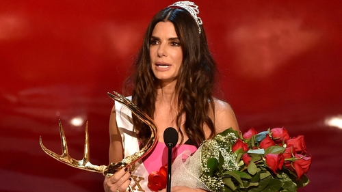 Sandra Bullock accepts her Decade of Hotness honour
