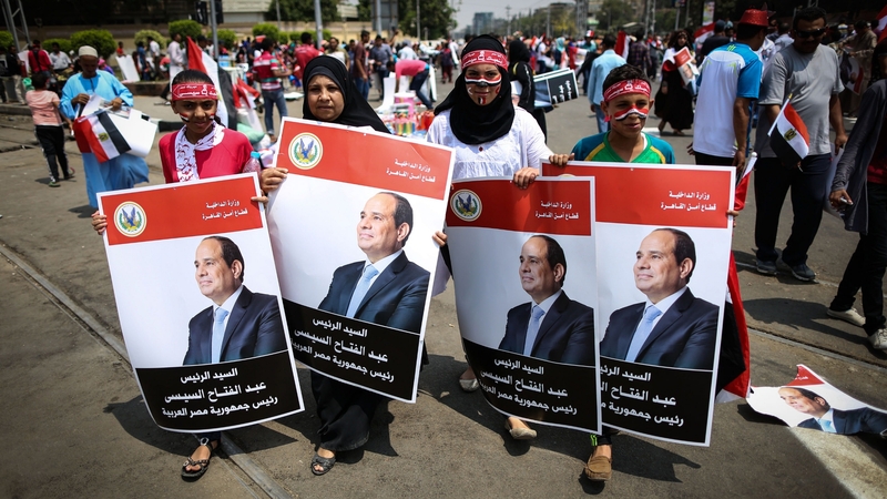 Egyptians celebrating the inauguration of Abdel Fattah al-Sisi yesterday