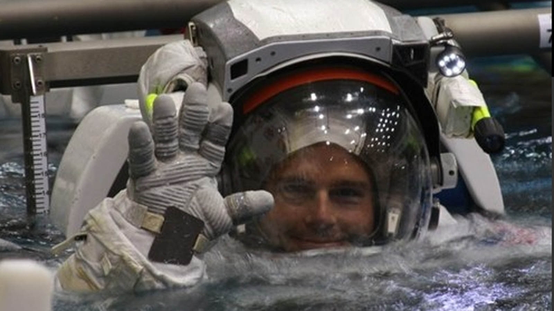 Reid Wiseman - Twitter @astro_reid