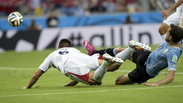 And Oscar Duarte stooped to head Costa Rica into the lead moments later