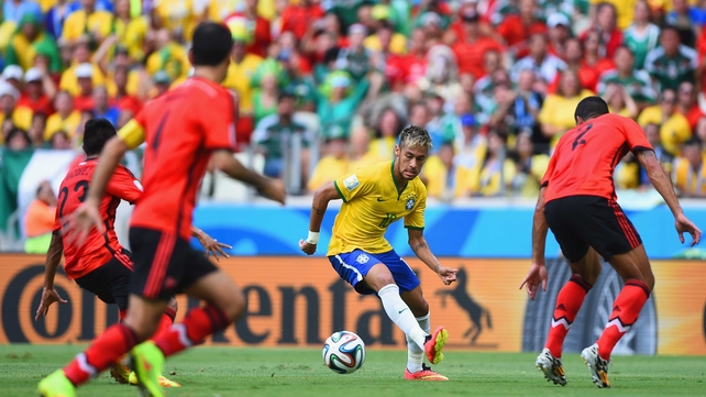 The phenom broke through the Mexico defence on more than one occasion during the first half, but he couldn't quite find the net