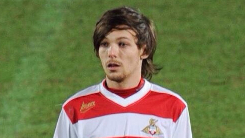 Louis Tomlinson in the colours of Doncaster Rovers