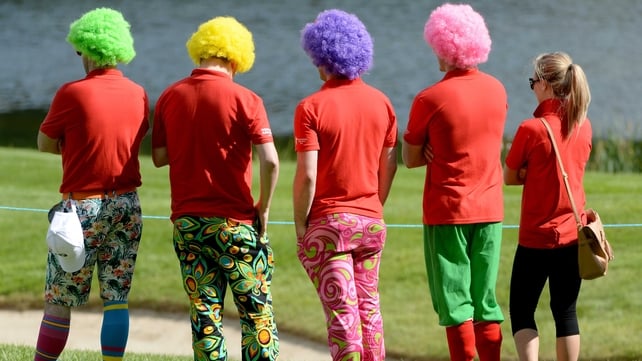 ... but doesn't the blue hair look different from behind?