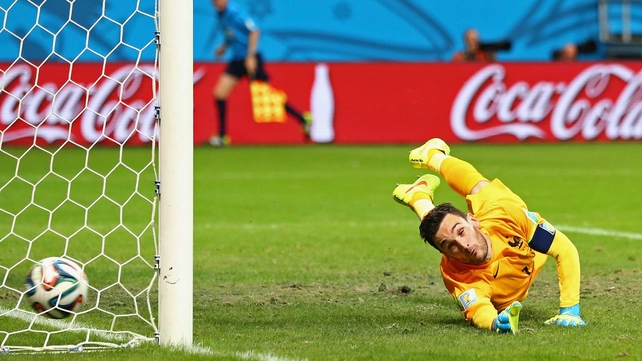Switzerland refused to concede a shut-out, however, as France keeper Hugo Lloris failed to stop a goal off the foot of midfielder Blerim Dzemaili at 81'