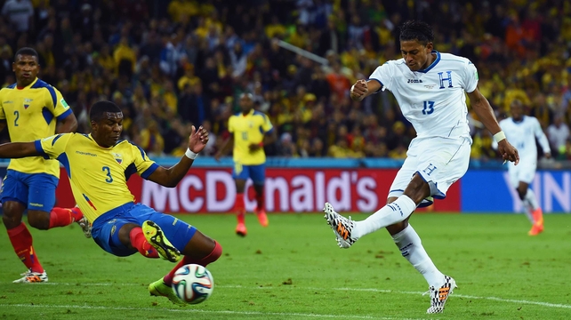 ... until 31' when Honduras forward Carlo Costly put his side up 1-0