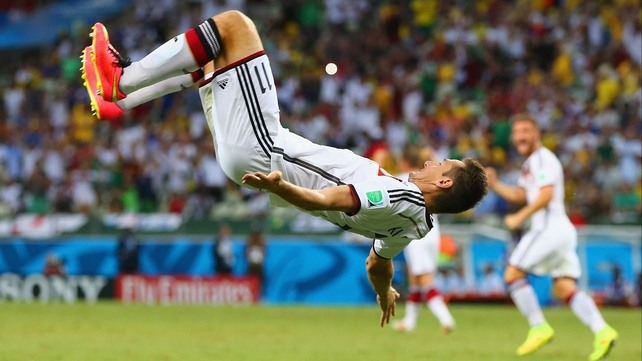 It was Klose's 15th World Cup goal - equalling the all-time record held by Ronaldo (the proper Brazilian one)