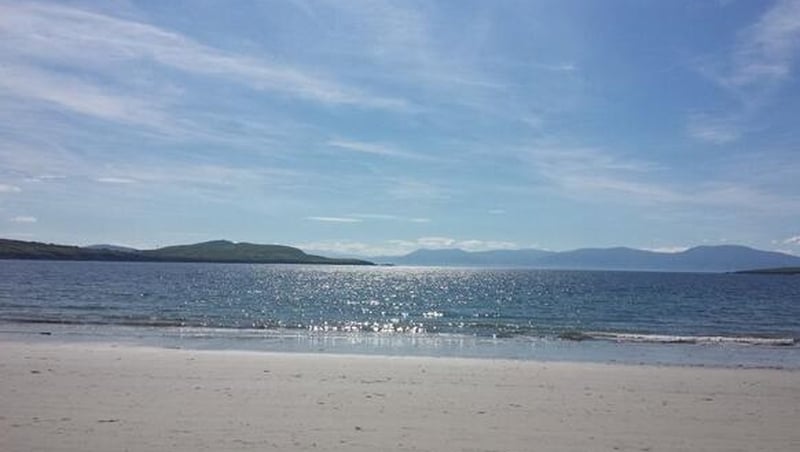 Blue skies at Ventry Beach, Dingle, Co Kerry (Pic: @niallbrowne1)