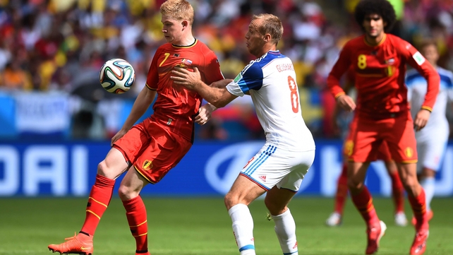 The match started out with an even, almost flat pace, as Belgium midfielder Kevin de Bruyne and the like kept good control of the ball but did little with it