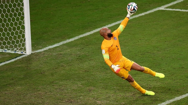 Yet, Portugal refused to rest on their lead, as Nani forced Howard to make a spectacular save just before the half-time break