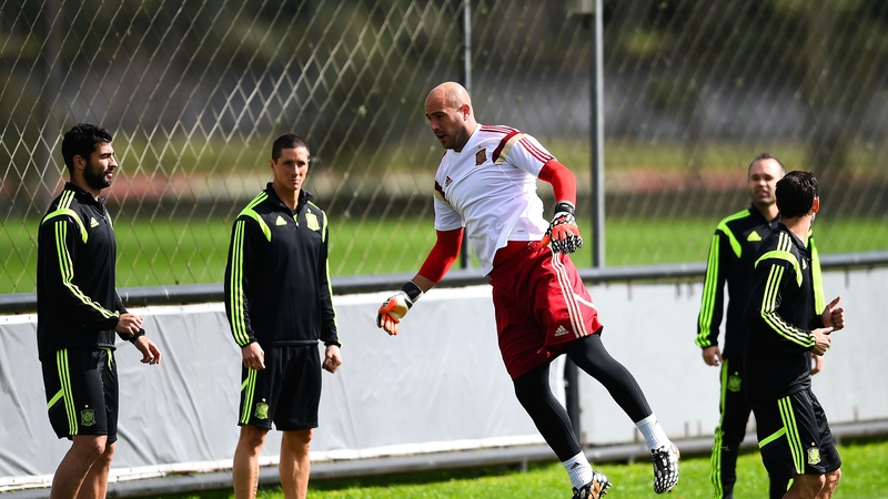 Pepe Reina heads a ball during a training session ahead of Spain's last chance to salvage some pride at this World Cup