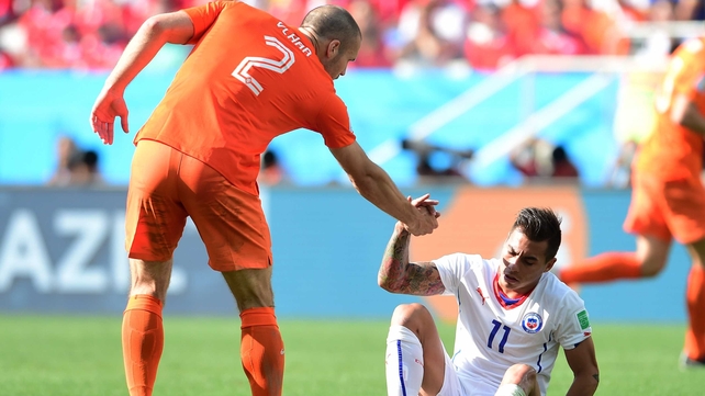 Both teams refused to back down physically, while Vlaar and Sanchez kept things civil