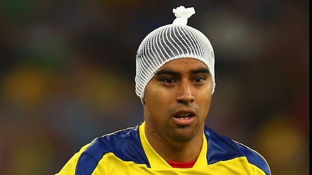 Christian Noboa of Ecuador was in the wars and had to wear a bandage during his team's game against France