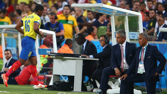 Antonio Valencia takes a long walk to an early bath after his dismissal