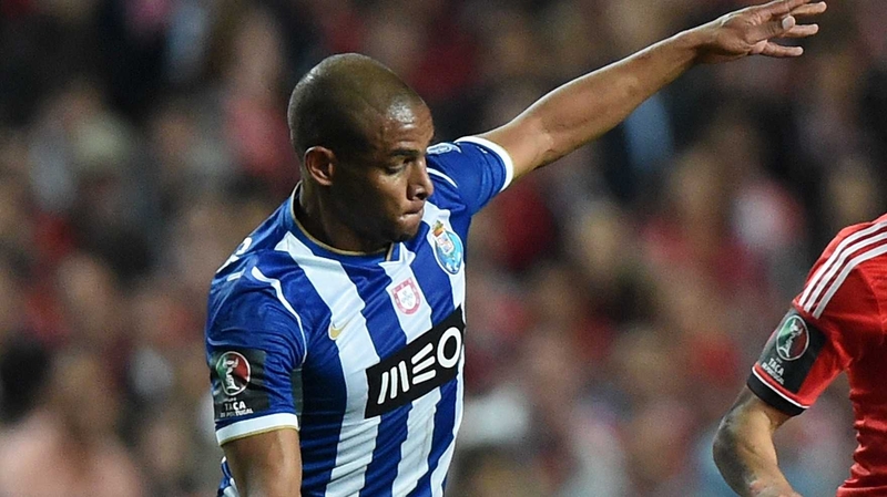 Fernando: 'I am so happy to finally be joining Manchester City'