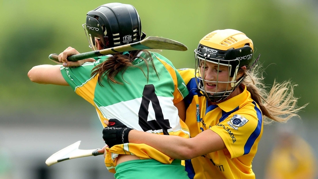 No quarter given as Offaly's Marion Crean and Ellen Horgan of Clare vie for supremacy