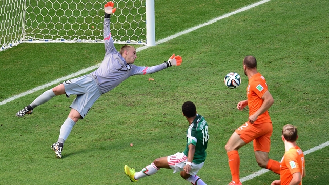 Forcing cagey Dutch keeper Jasper Cillessen to dive all over the box