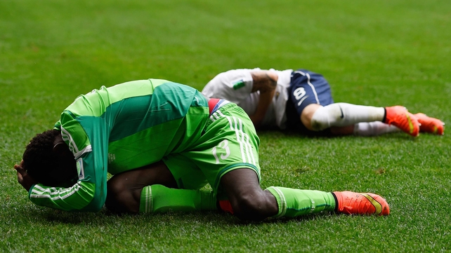The match started out with a great deal of stopping and starting, as referee Mark Geiger finally decided - somewhat - to pay attention to the fouls flying around the pitch