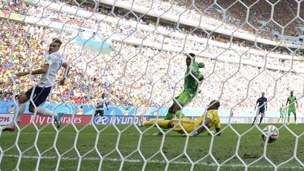 France edge to victory over battling Nigeria