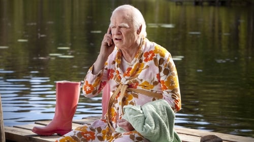Robert Gustafsson plays the obliviously endearing title role.
