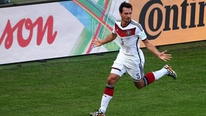 Hummels celebrates scoring the opening goal