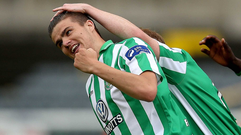 Jake Kelly joins Dundalk after a second spell at Bray