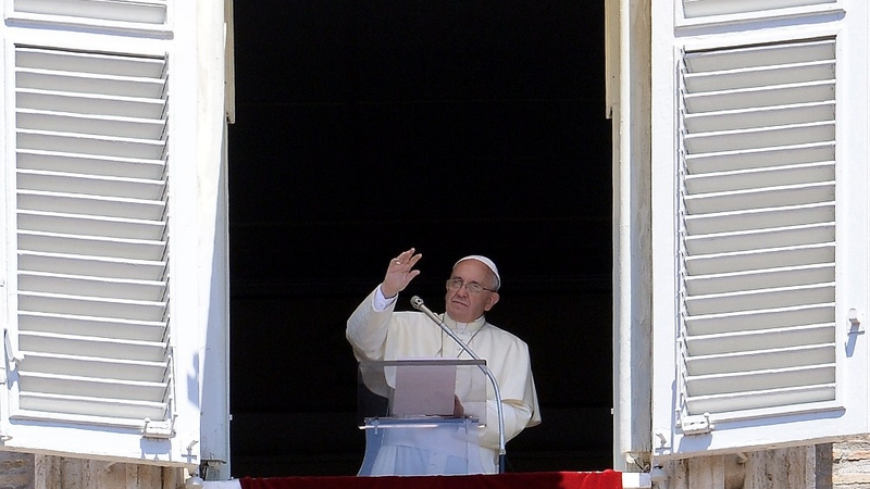 Pope Francis' twitter account has over 4 million followers