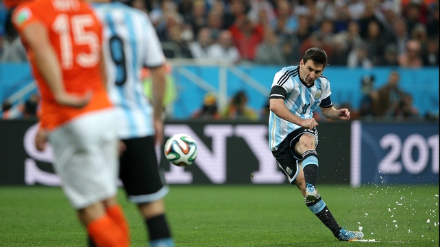 Messi took another unsuccessful free kick