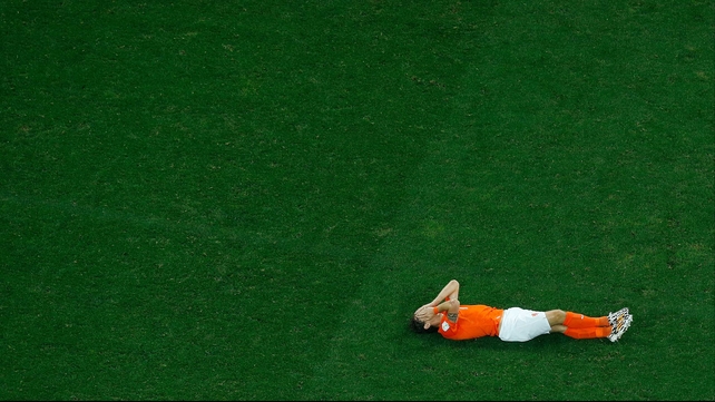 While Netherlands defender Daryl Janmaat seemed to let the tactical stalemate get the best of him