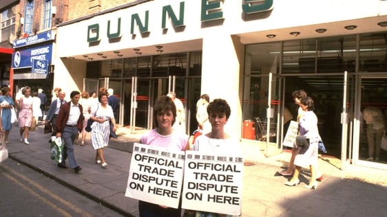 Michelle Gavin and Alma Russell © RTÉ Archives 0714/073