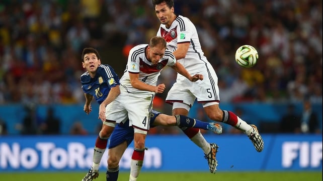 Messi competed with Hoewedes and Hummels