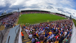 Meanwhile, in Nowloan Park, the crowd prepared for Waterford vs Wexford