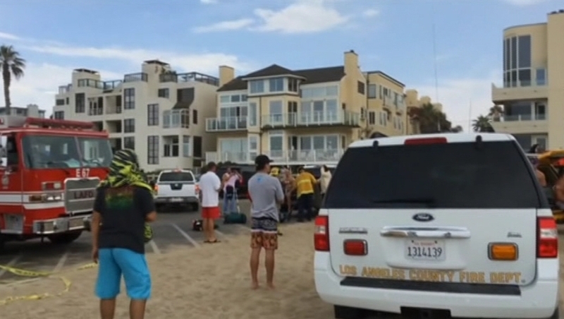 Witnesses said the bolt of electricity made a loud crack that sounded like an explosion