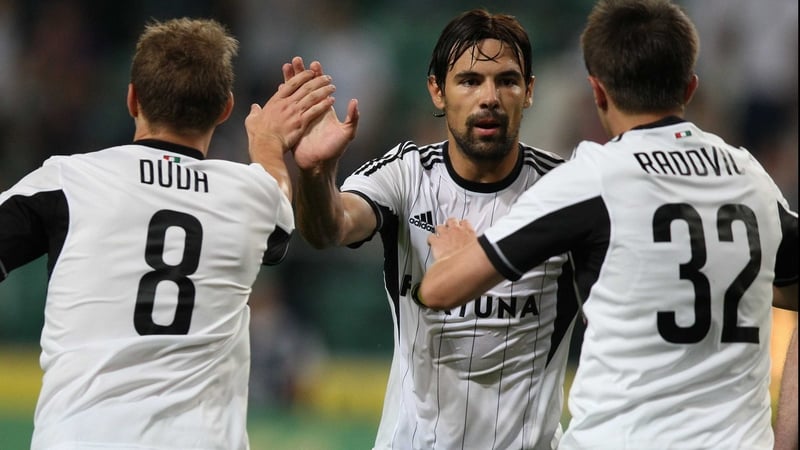 Legia Warsaw easily accounted for Celtic to progress to the next round of Champions League qualification
