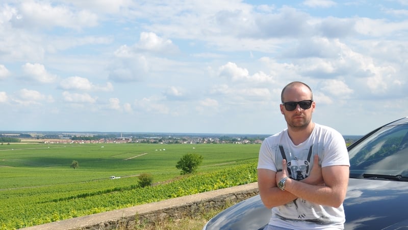Tadhg Peavoy makes a pit stop in the Côte de Nuits