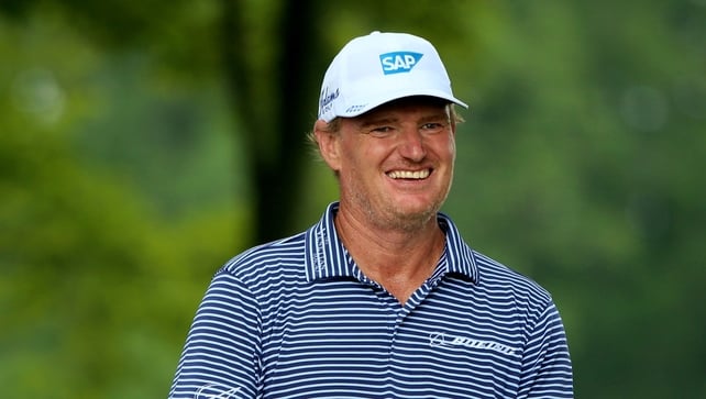 Ernie Els - who had wanted play to be held over to Monday - hit a brilliant 65 to set the early pace