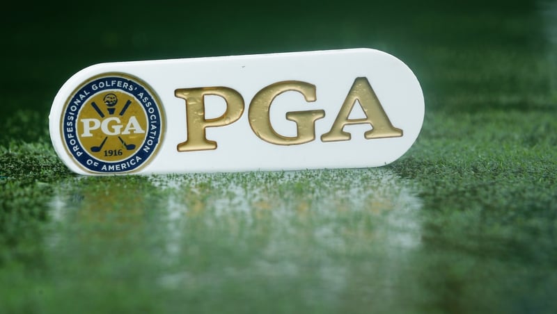 Heavy rain in Kentucky held up play for several hours before the start of the final round