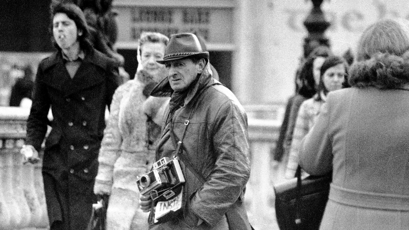 Legendary Dublin street photographer Arthur Felds